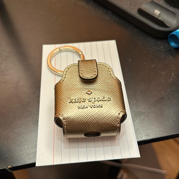 Kate Spade AirPod Case - Picture 2 of 8